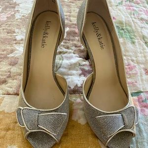 Sparkling dress up heels